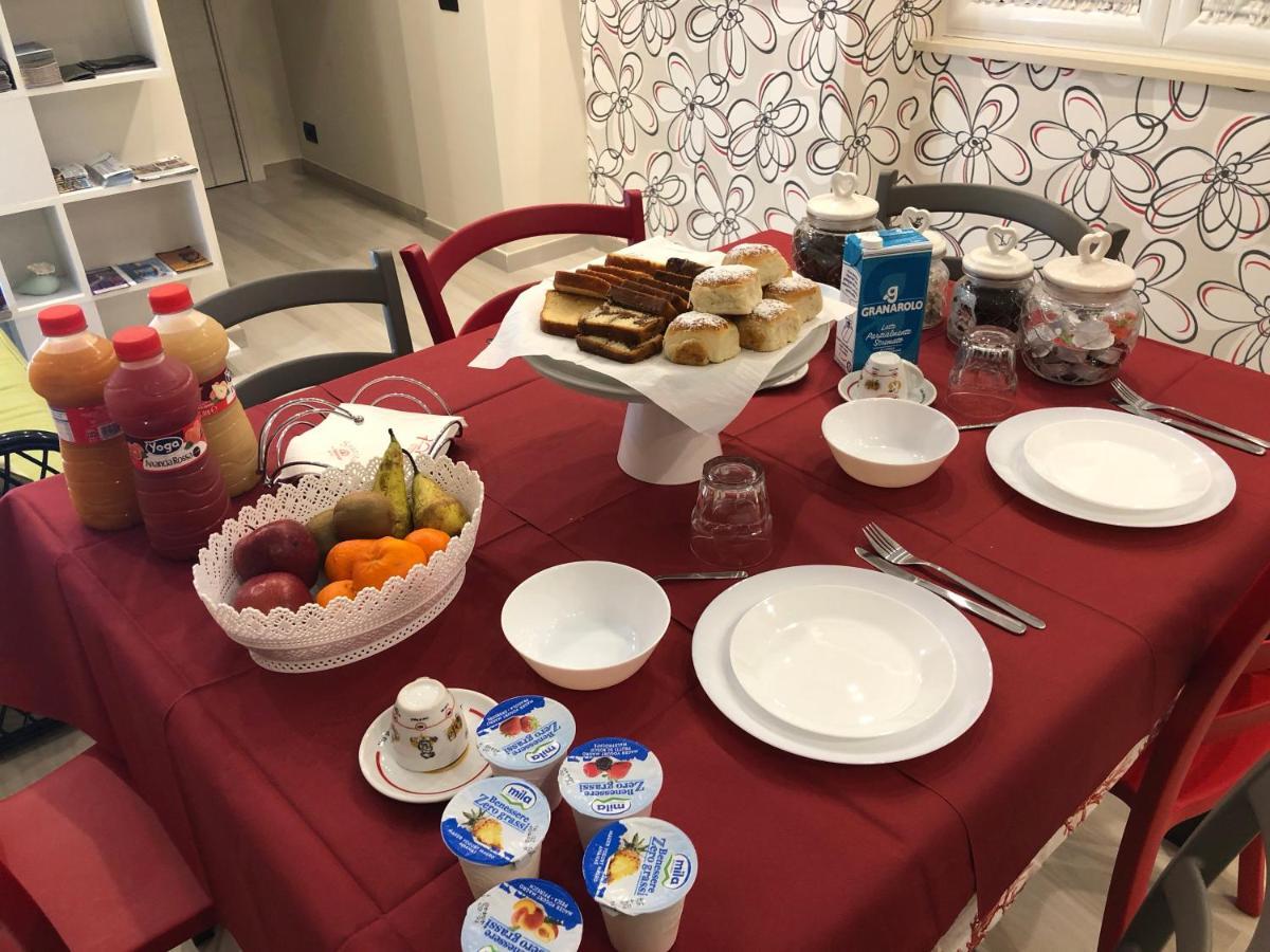 Starita Bed & Pizza Bed and Breakfast Νάπολη Δωμάτιο φωτογραφία